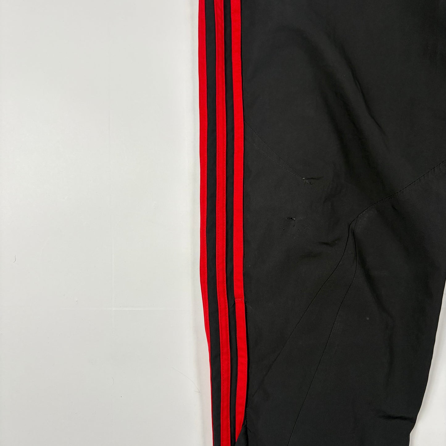 Adidas x Liverpool FC Vintage Premium Tracksuit 2007/08 | M