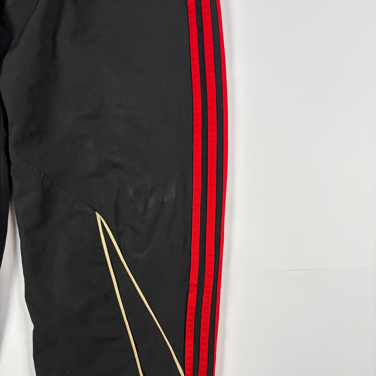 Adidas x Liverpool FC Vintage Premium Tracksuit 2007/08 | M